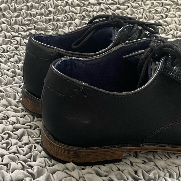 Max + Jake Buckley Oxford Kids Dress Shoes - Picture 4 of 8